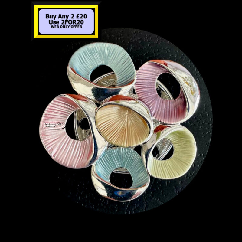 Pastel Colour Magnetic Brooch MB3
