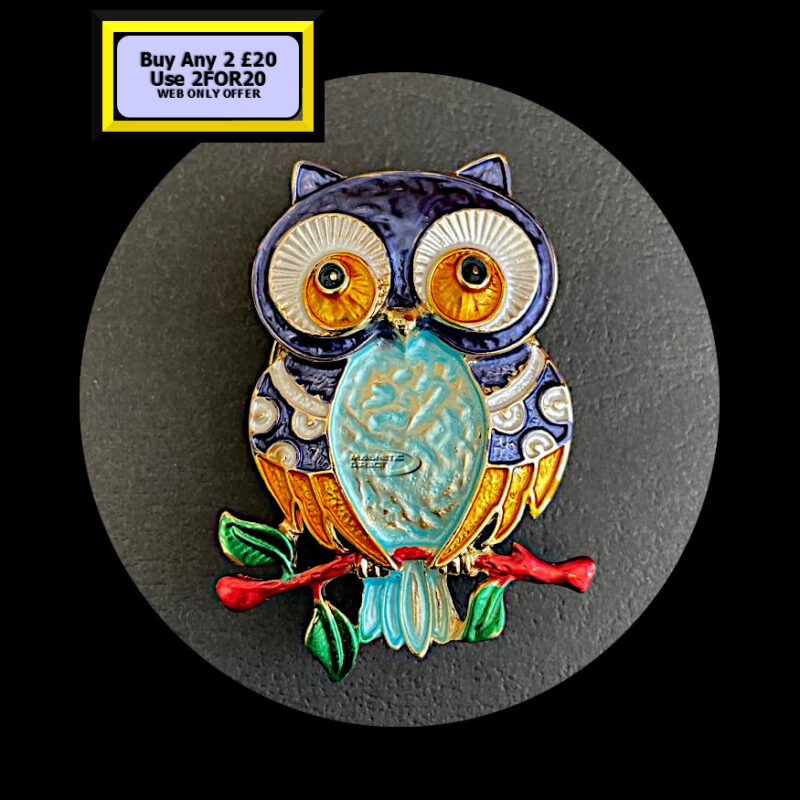 Owl Magnetic Brooch Purple MB22